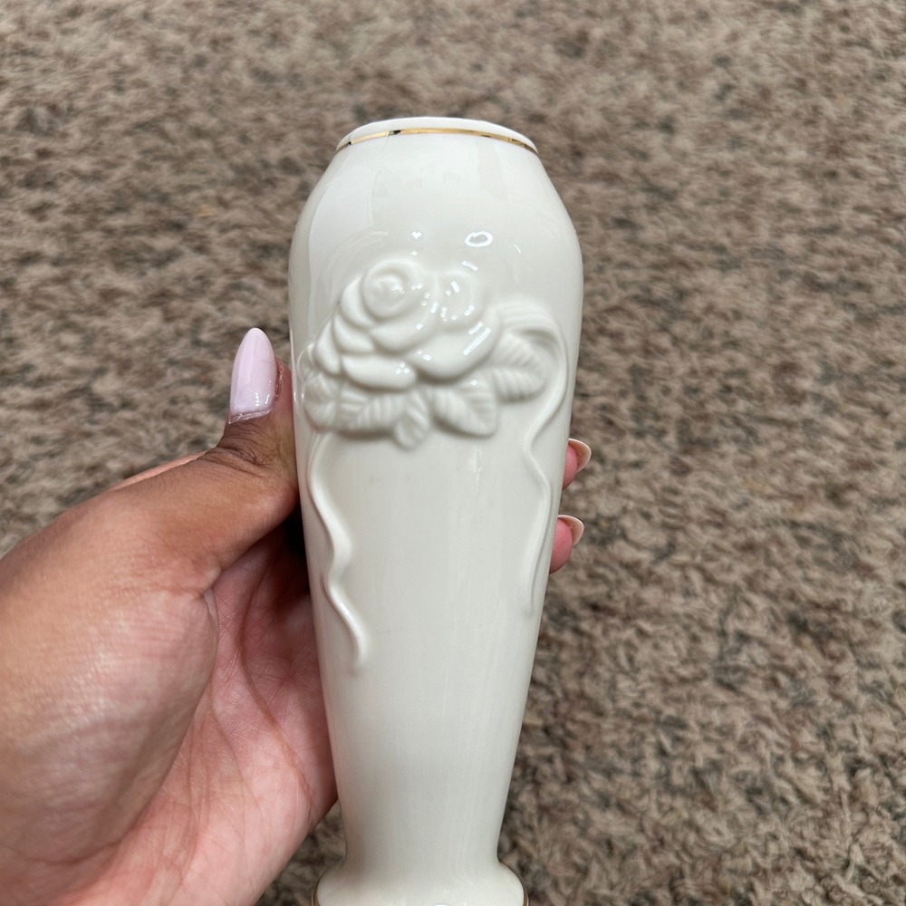 Lenox Ivory China Rose Blossom Bud Vase Gold Trim‎ Embossed Floral Ribbon 6 Inch